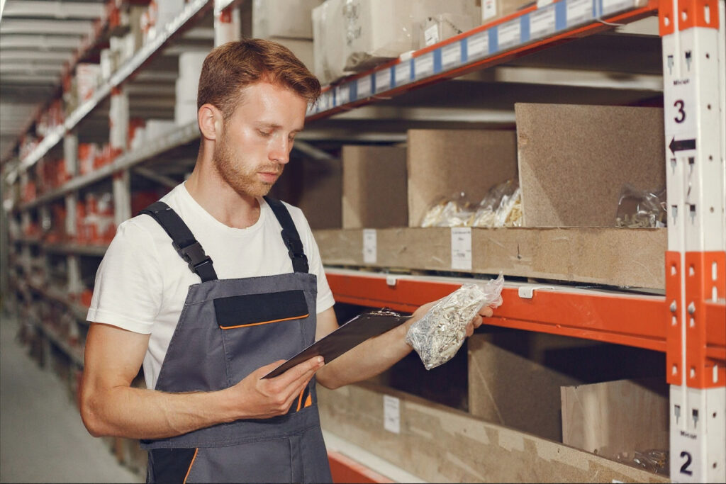 Auszubildende Fachkraft für Lagerlogistik